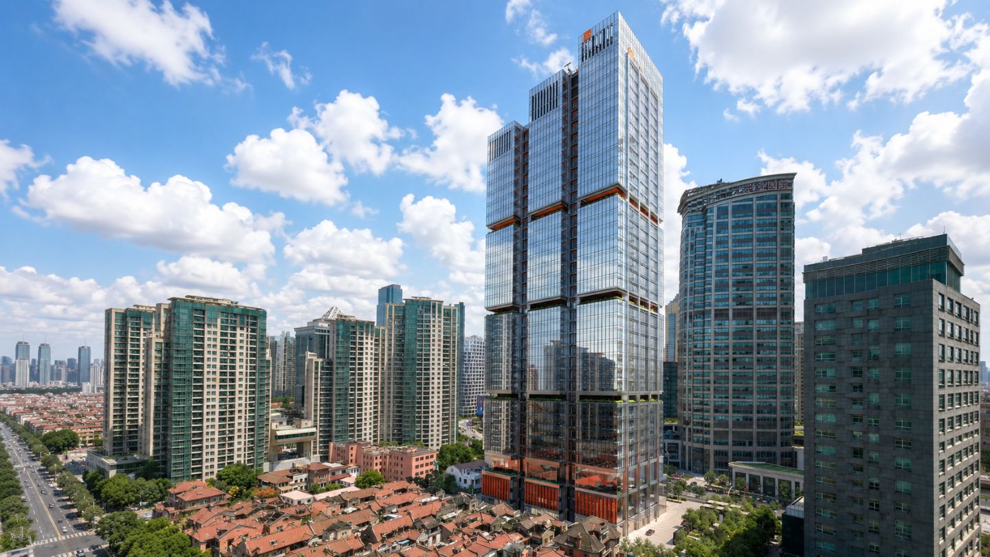Termina la construcción de One Shanghai, un rascacielos con estructura fragmentada inspirado en los callejones de China